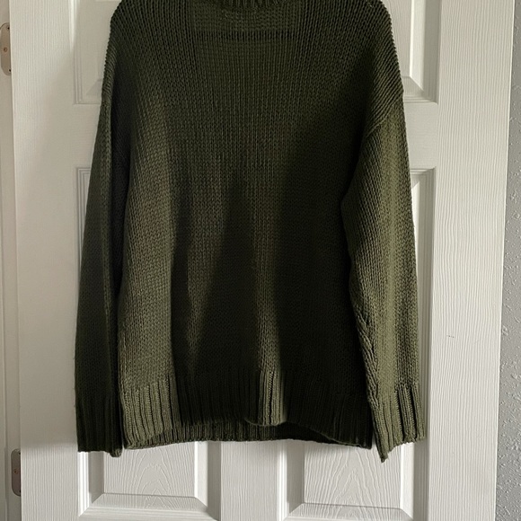 PINK Victoria’s Secret oversized knit sweater! Like new! - Picture 5 of 6